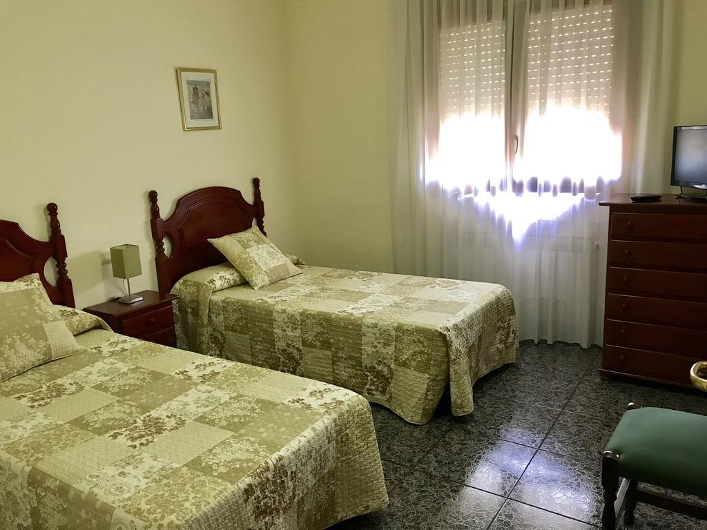 Hostal El Violi カルドナ エクステリア 写真