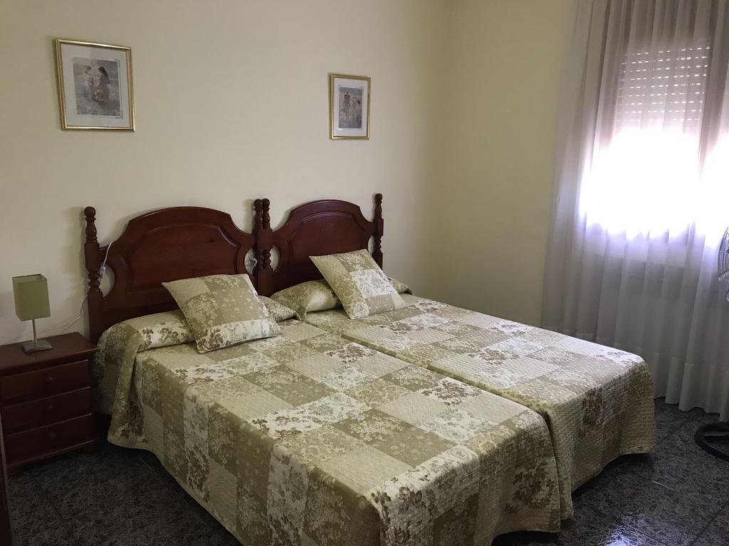 Hostal El Violi カルドナ エクステリア 写真